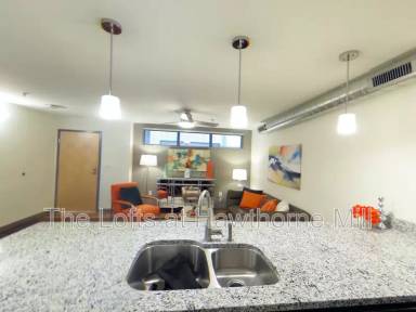 Main picture of Lofts At Hawthorne Mill