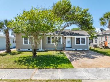 Main picture of 358 Golf Blvd