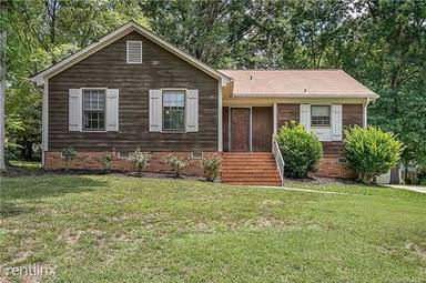 Main picture of 9401 Central Dr