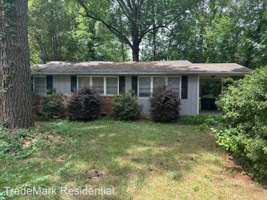 Main picture of 1608 Seminole Trl