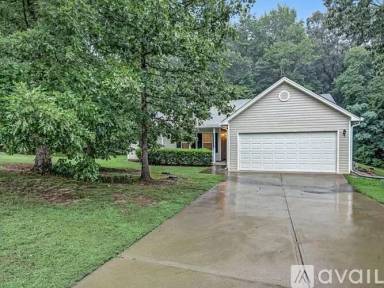 Main picture of 2804 James Henry Dr