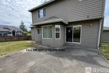Main picture of 18607 104th Pl SE