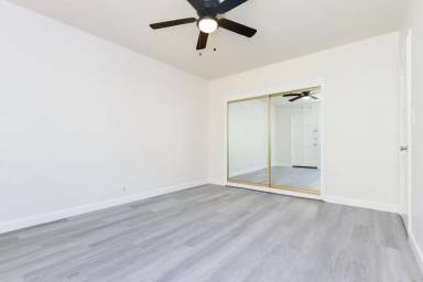 Main picture of 120 1/4 S Berendo St