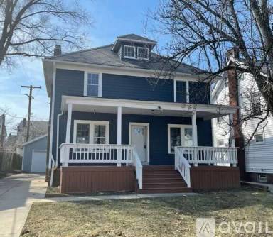 Main picture of 1134 Cleveland Heights Blvd