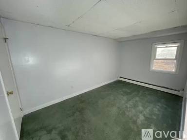 Main picture of 114 Riverside Dr