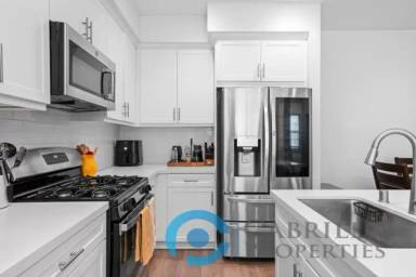 Main picture of 341 Stillwater Ct