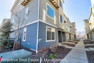 Main picture of 14713 S Rising Star Way