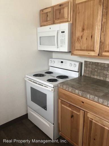 Main picture of 1007 Layton Rd