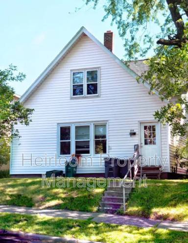 Main picture of 726 N 5th Ave E