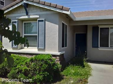 Main picture of 3533 Santiago Ave
