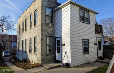 Main picture of 2443 N Bartlett Ave