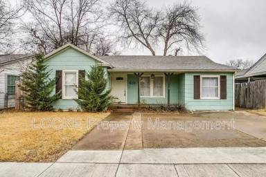 Main picture of 3024 8th Ave