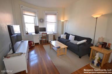 Main picture of 195 Winthrop Rd