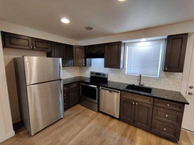 Main picture of 511 E Montana Ave