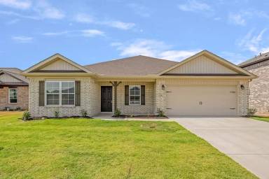 Main picture of 132 Ocean Springs Ave