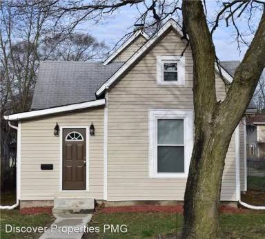 Main picture of 3214 Graceland Ave
