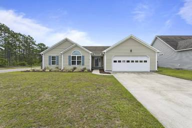 Main picture of 403 Tree Ct