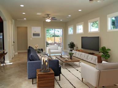 Main picture of 301 Zennia St