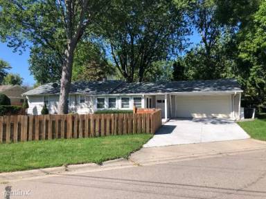 Main picture of 7401 13th Ave S