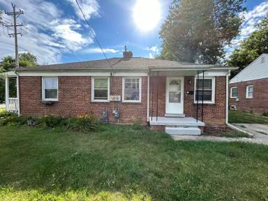 Main picture of 403 Northwestern Dr