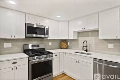 Main picture of 154 Central St