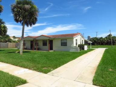 Main picture of 798B Flamingo Dr