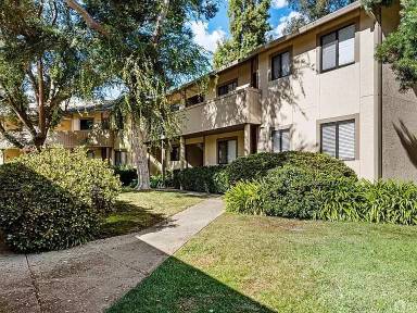 Main picture of 1038 N Abbott Ave