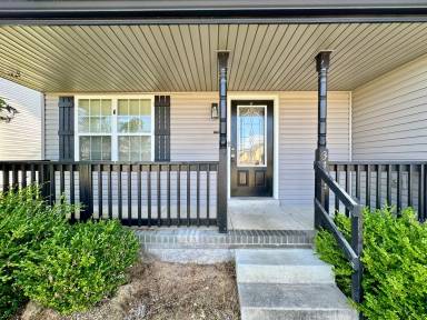 Main picture of 3472 Fox Meadow Way