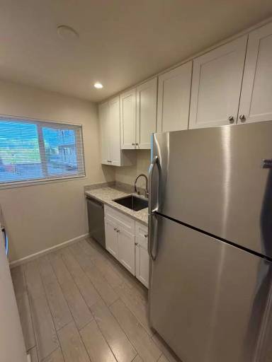 Main picture of 400 Bermuda Dr