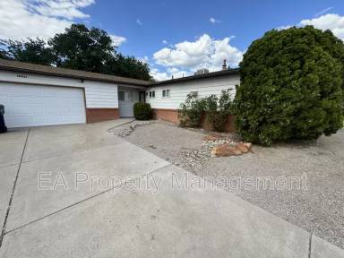 Main picture of 10321 Santa Paula Ave NE