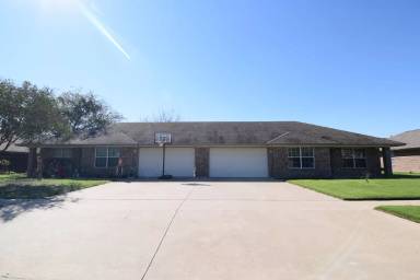 Main picture of 2106 Agate Dr