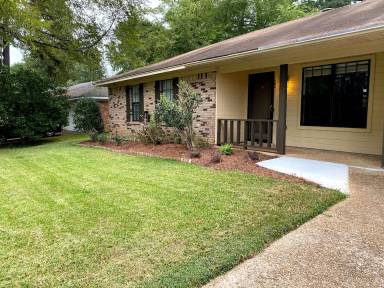 Main picture of 102 Brandy Run Rd