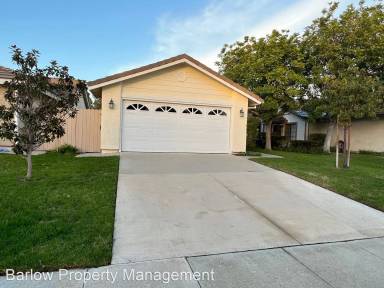 Main picture of 5673 Calle Sencillo