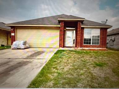 Main picture of 5211 Donegal Bay Ct