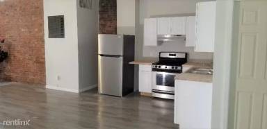Main picture of 87 N Main St