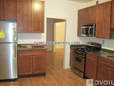 Main picture of 130 Callender St