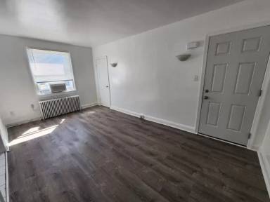 Main picture of 4136 6th St