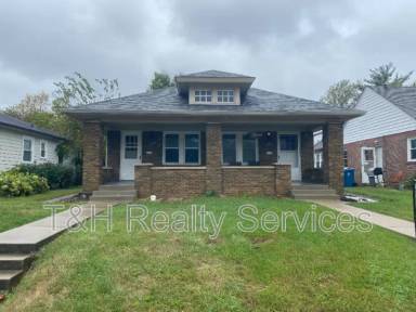 Main picture of 5164 Winthrop Ave