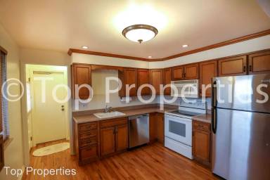 Main picture of 750 Arbutus St