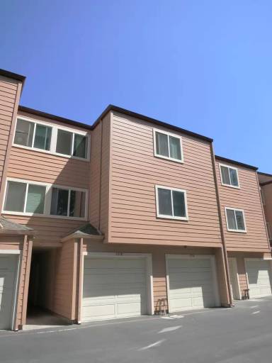 Main picture of 5358 Borneo Cir