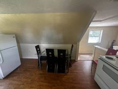 Main picture of 610 Pine St