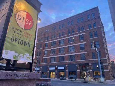 Main picture of 337 N Phillips Ave