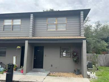 Main picture of 1051 Spirit Lake Rd