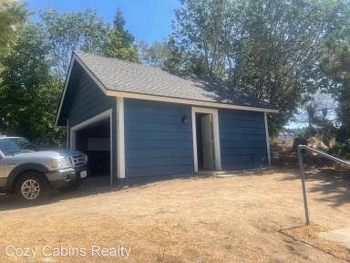 Main picture of 1165 Saturn Way