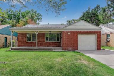 Main picture of 1731 S Woodlawn Blvd