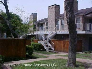 Main picture of 2906 West Ave