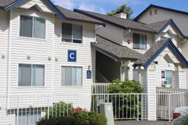 Main picture of 5000 Lake Washington Blvd NE