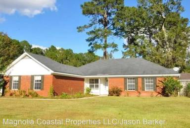 Main picture of 21 N Oak Rd