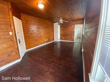 Main picture of 2619 E Willamette Ave