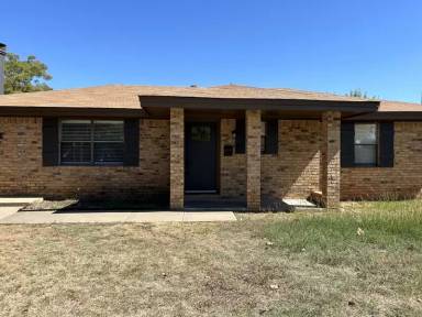 Main picture of 4614 Belmount Dr